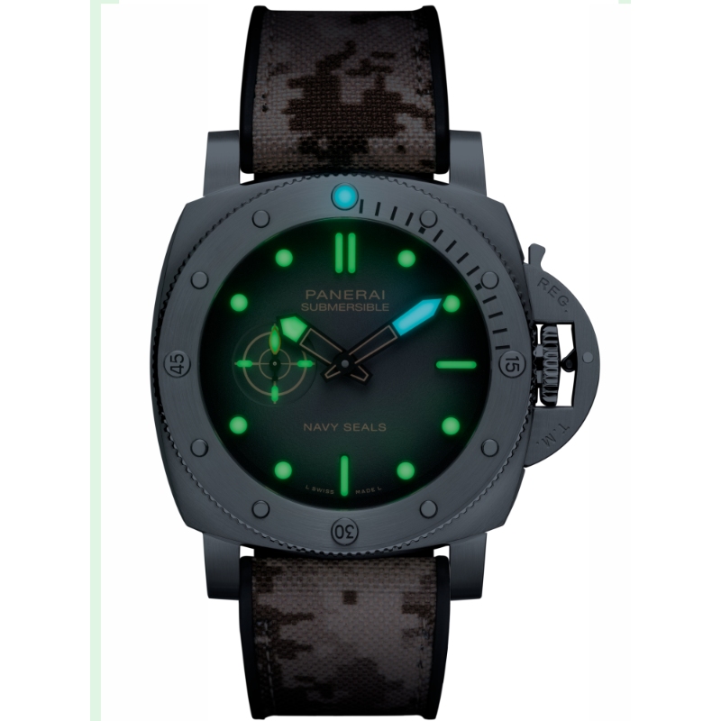 Submersible QuarantaQuattro Navy SEALs