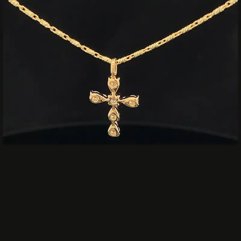 Grace and elegance - Diamond Cross Pendant, Yellow Gold
