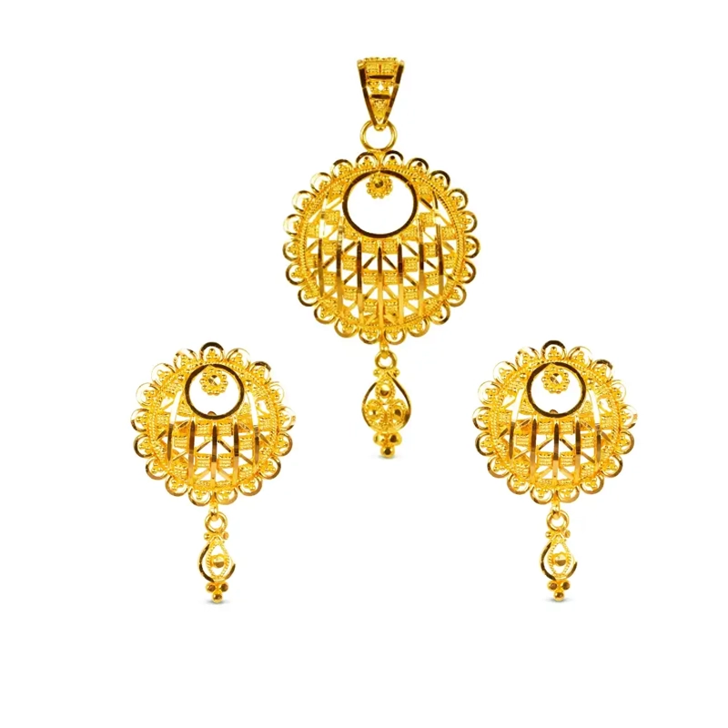 22K Yellow Gold Round Pendant Earrings Set