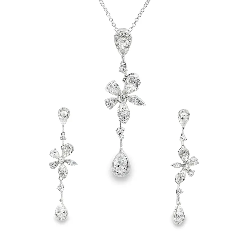 18K Gold Pendant Set