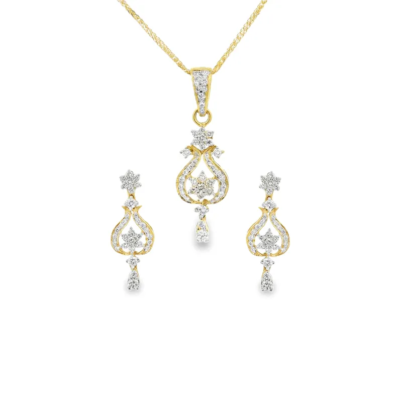 Regal Gold Diamond Pendant Set