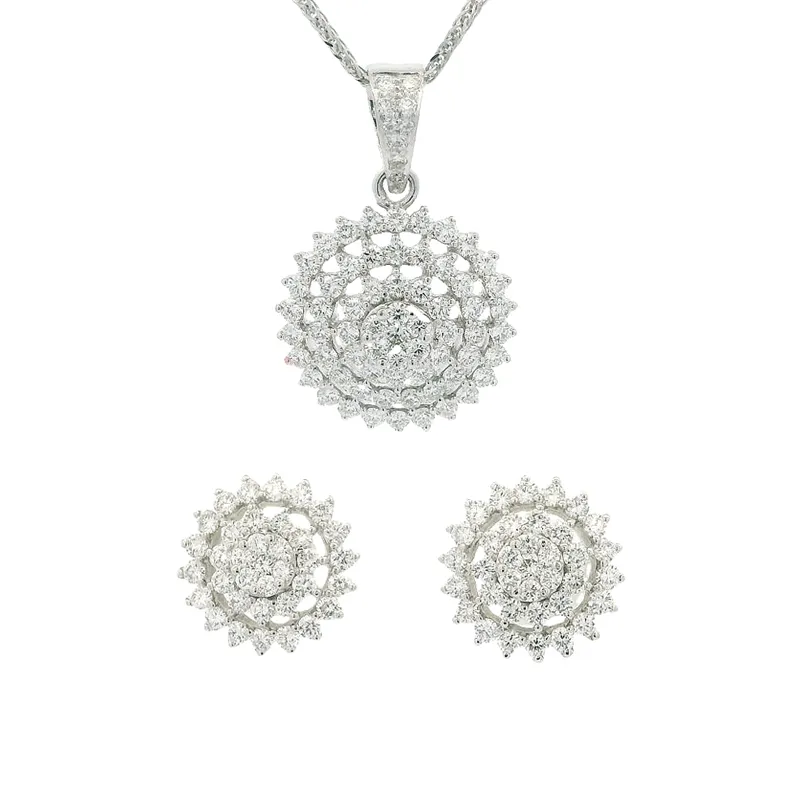 18K Gold Pendant Set