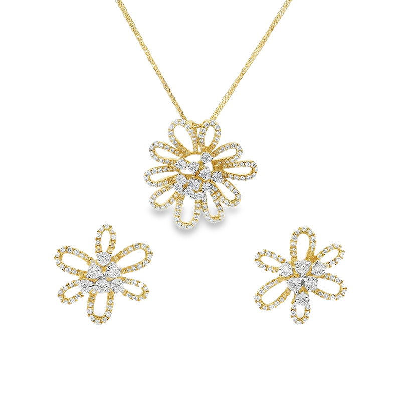 Floral Gold Diamond Pendant Set