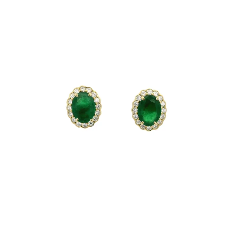 Oval Emerald Diamond Necklace Set