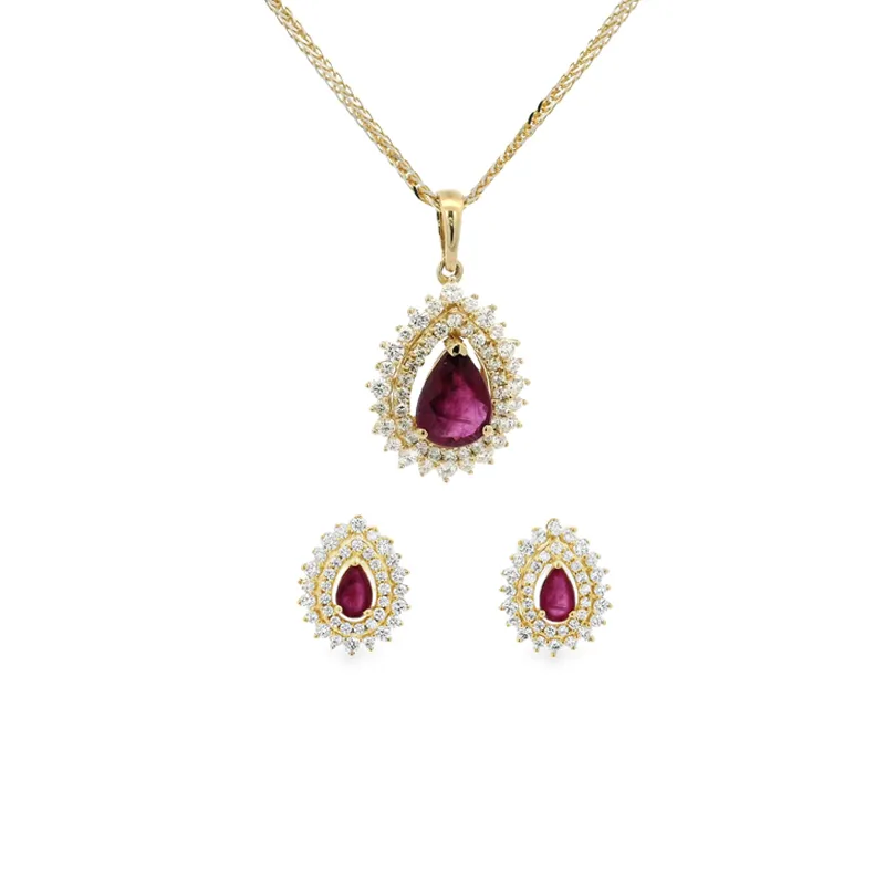 Pear-shaped Ruby Diamond Pendant Set