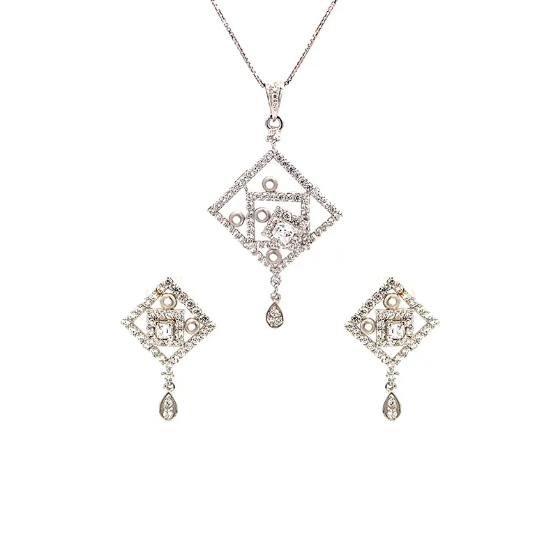 18K White Gold Rhombus Pendant Set with Sparkling Cubic Zirconia Stones