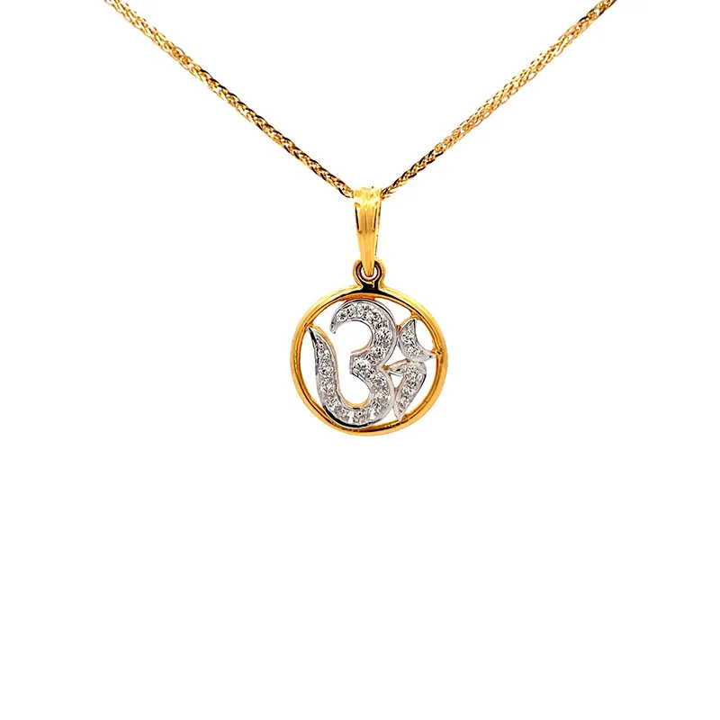 Om Pendant in 18K Yellow Gold and CZ
