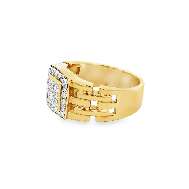 Elegant Gold Diamond Ring for Men