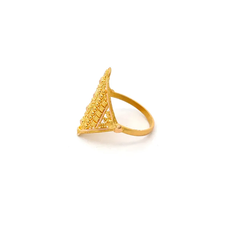 Elegant 22 Karat Yellow Gold Ring Simple Design Size 6
