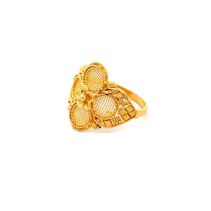 Elegant 22k Yellow Gold Ring Size 8 Perfect for Everyday Wear