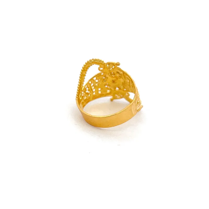 Elegant 22k Yellow Gold Ring Size 6.5 for Everyday Wear and Special Occasions