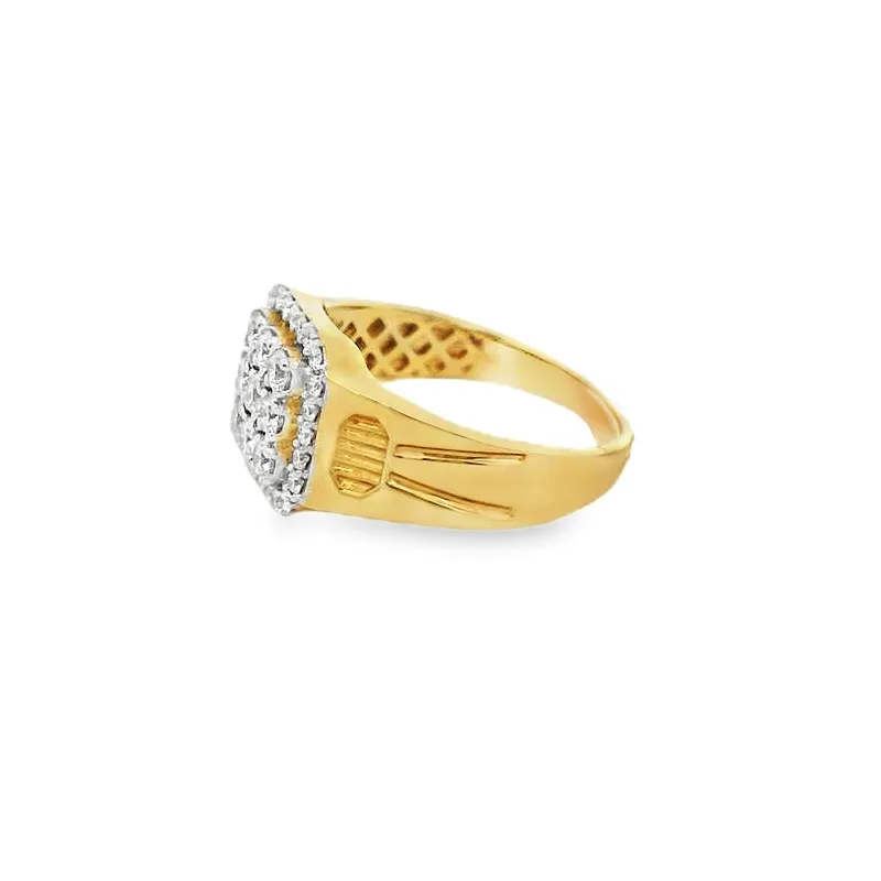 Elegant Diamond-Studded Gold Ring - Men