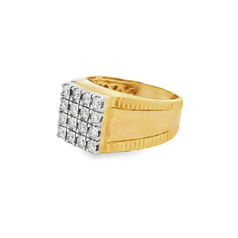 Elegant Diamond-Studded Ring - Men