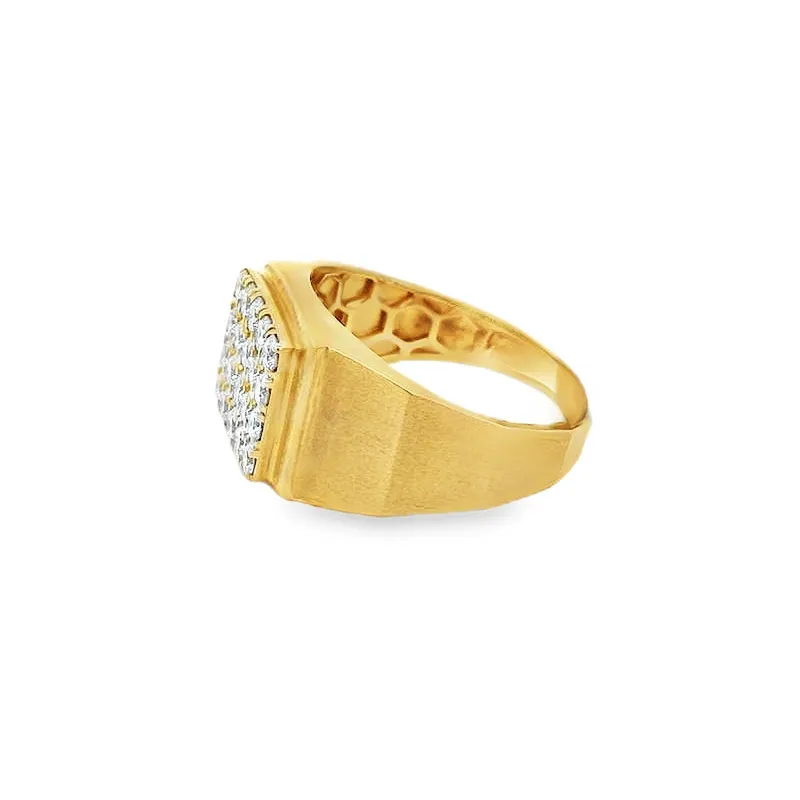 Elegant Gold Diamond Ring for Men