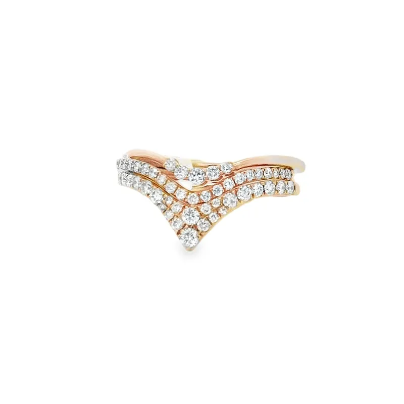Elegant Wave Design Ring