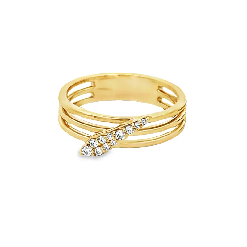 18K Gold Diamond Ring