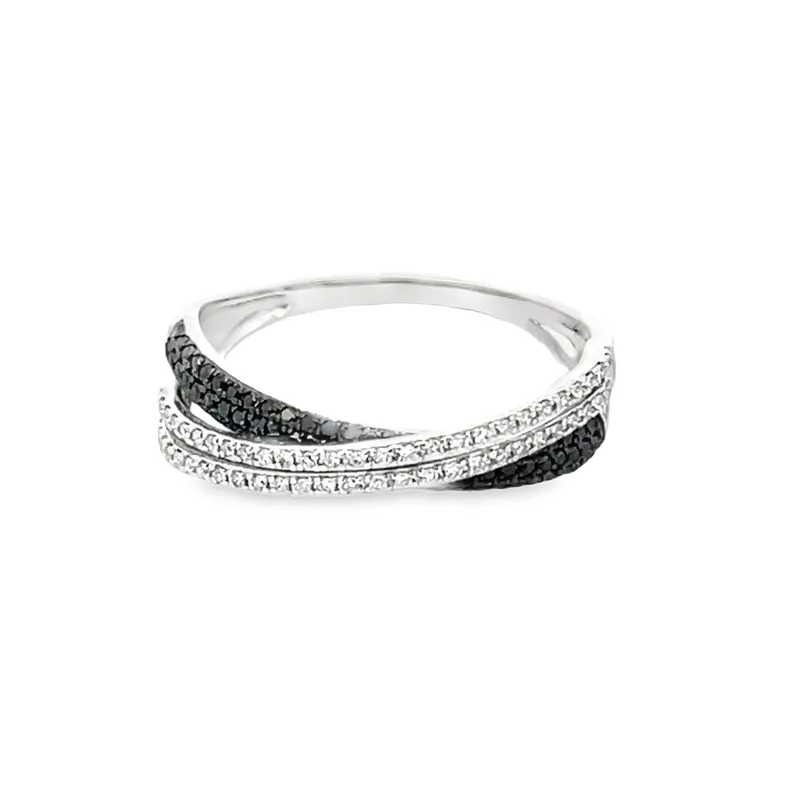 Elegant Two-tone Diamond Ring