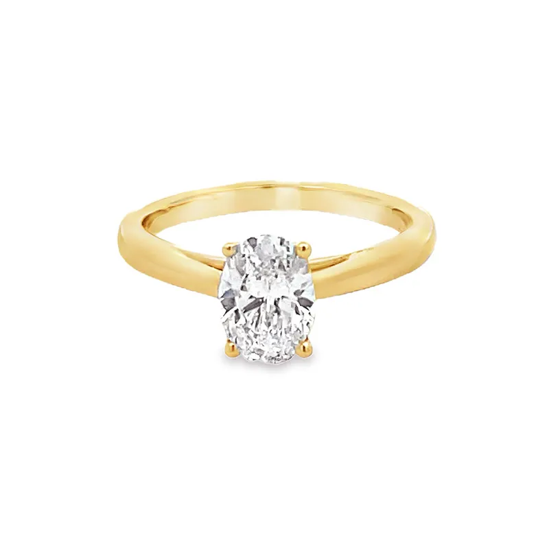 Elegant Gold Engagement Ring