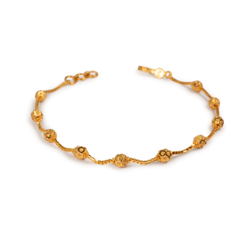 Delicate Ladies Bracelet in 22K Yellow Gold