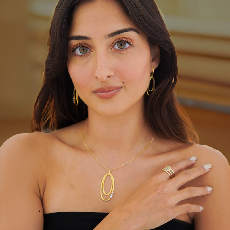 18K Gold Pendant Set