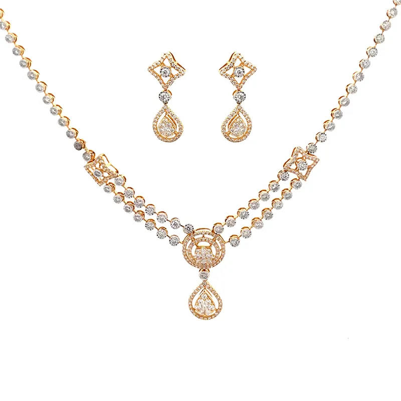 Elegant Gold and Diamond Necklace Set