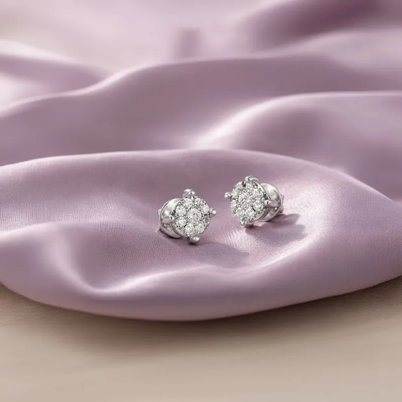 18K White Gold Diamond Circle Stud Earrings
