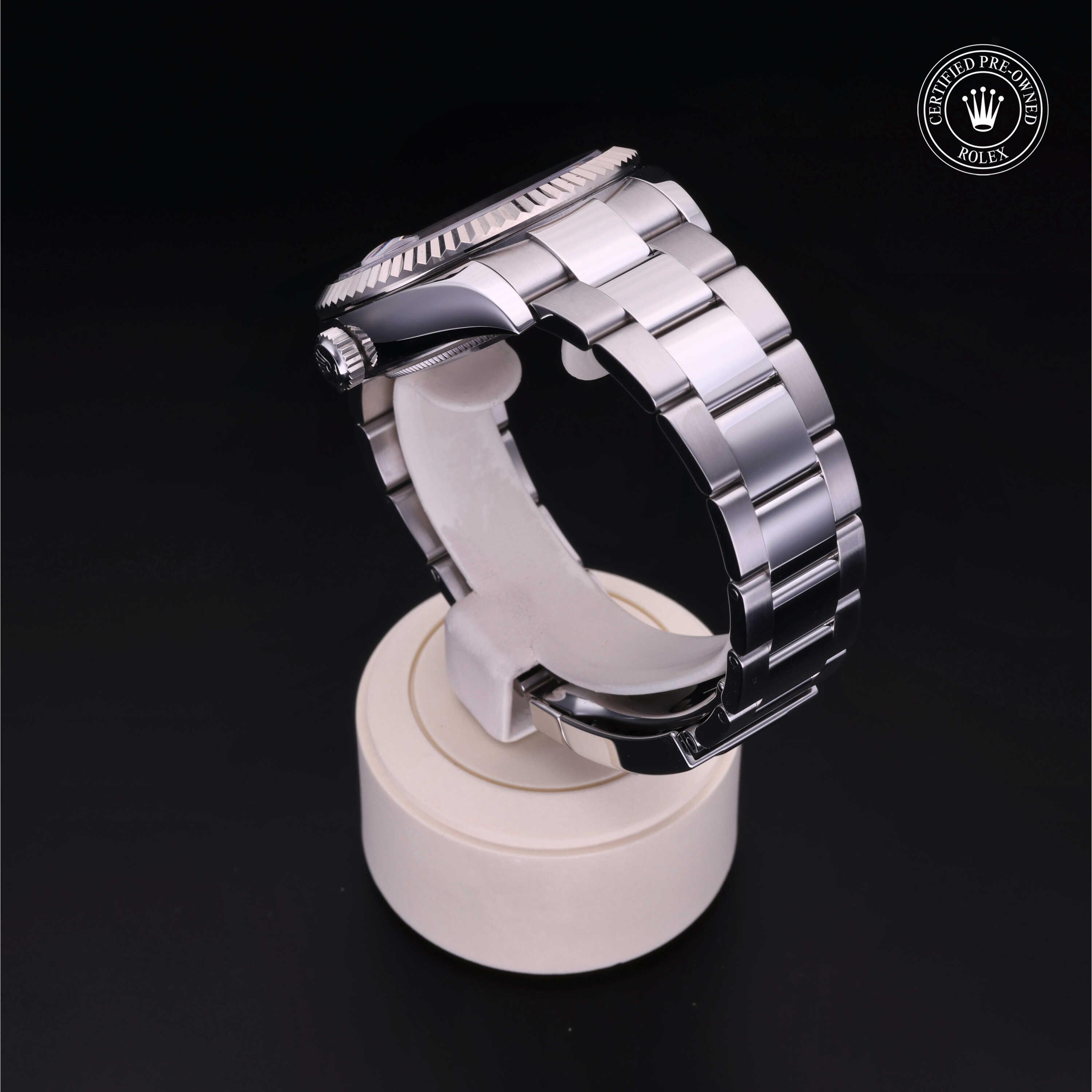 Oyster Perpetual  Sky-Dweller