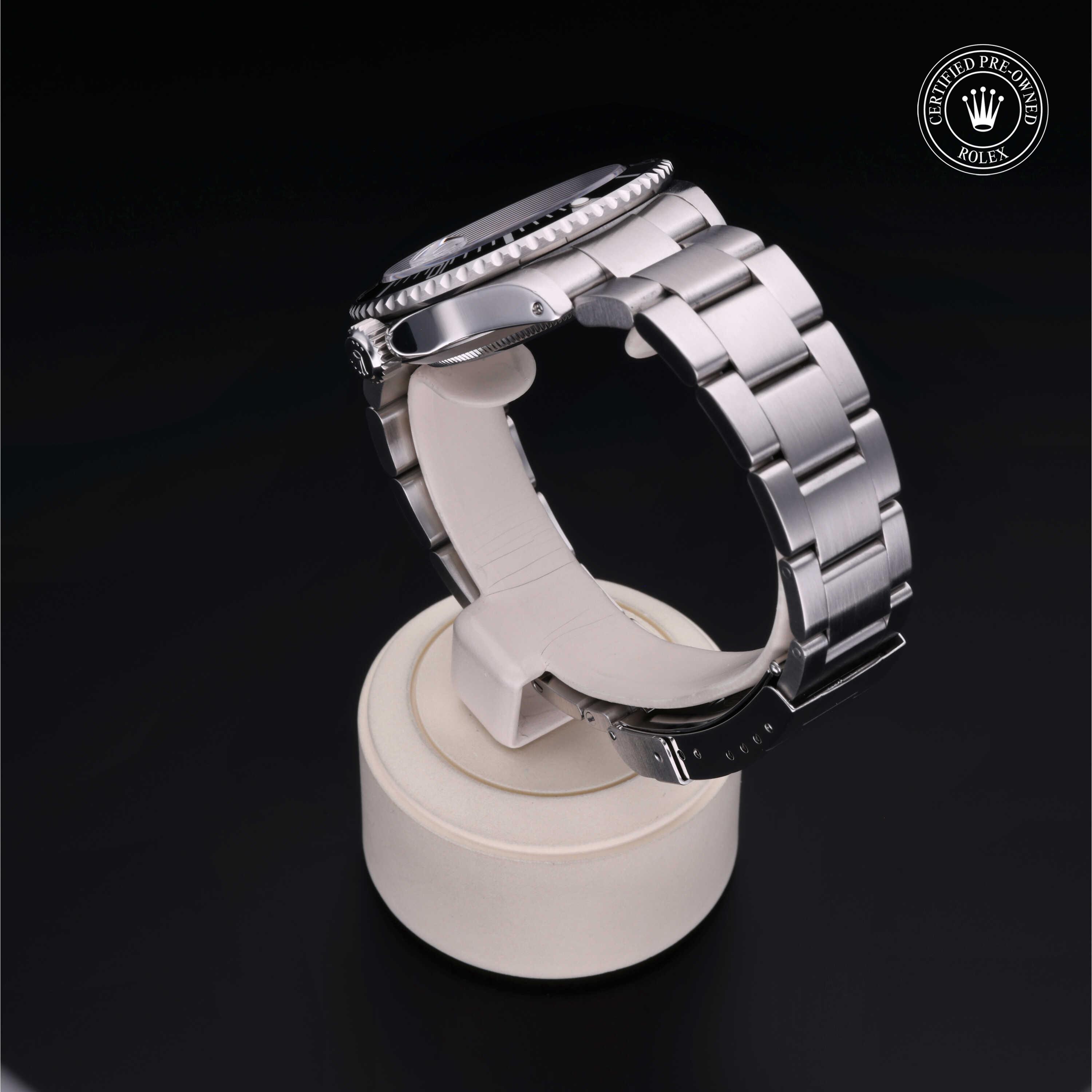 Oyster Perpetual Submariner Date