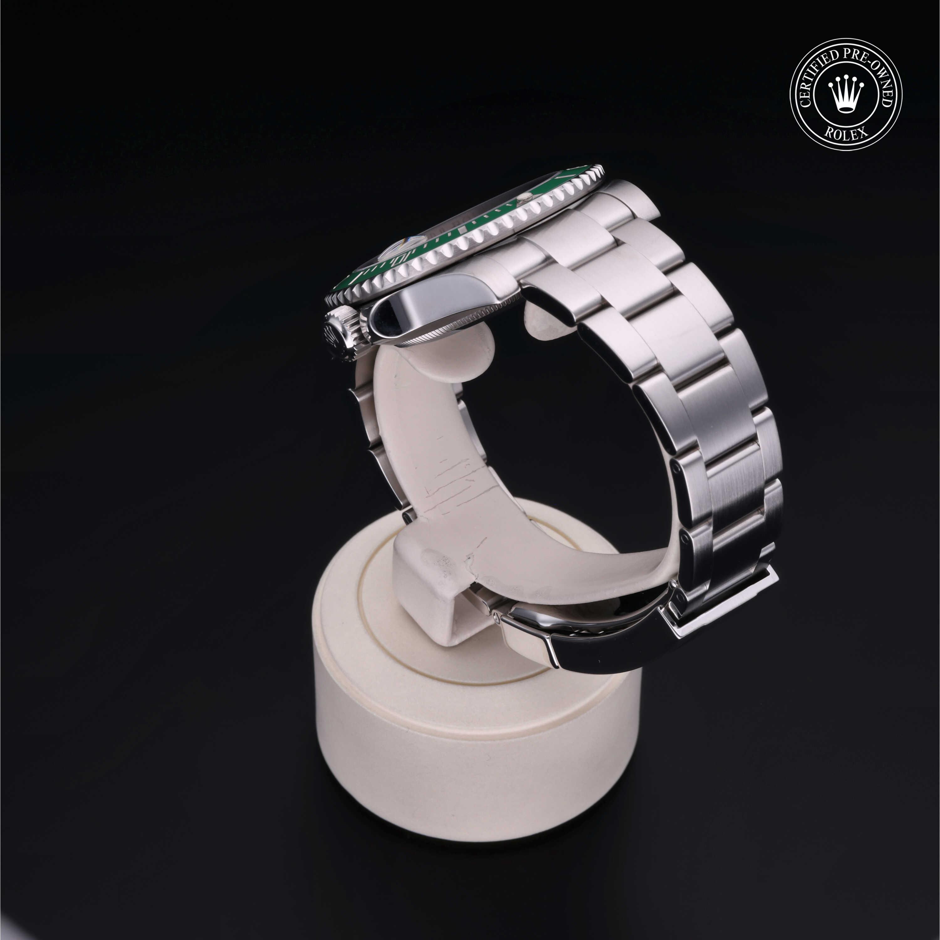 Oyster Perpetual Submariner Date