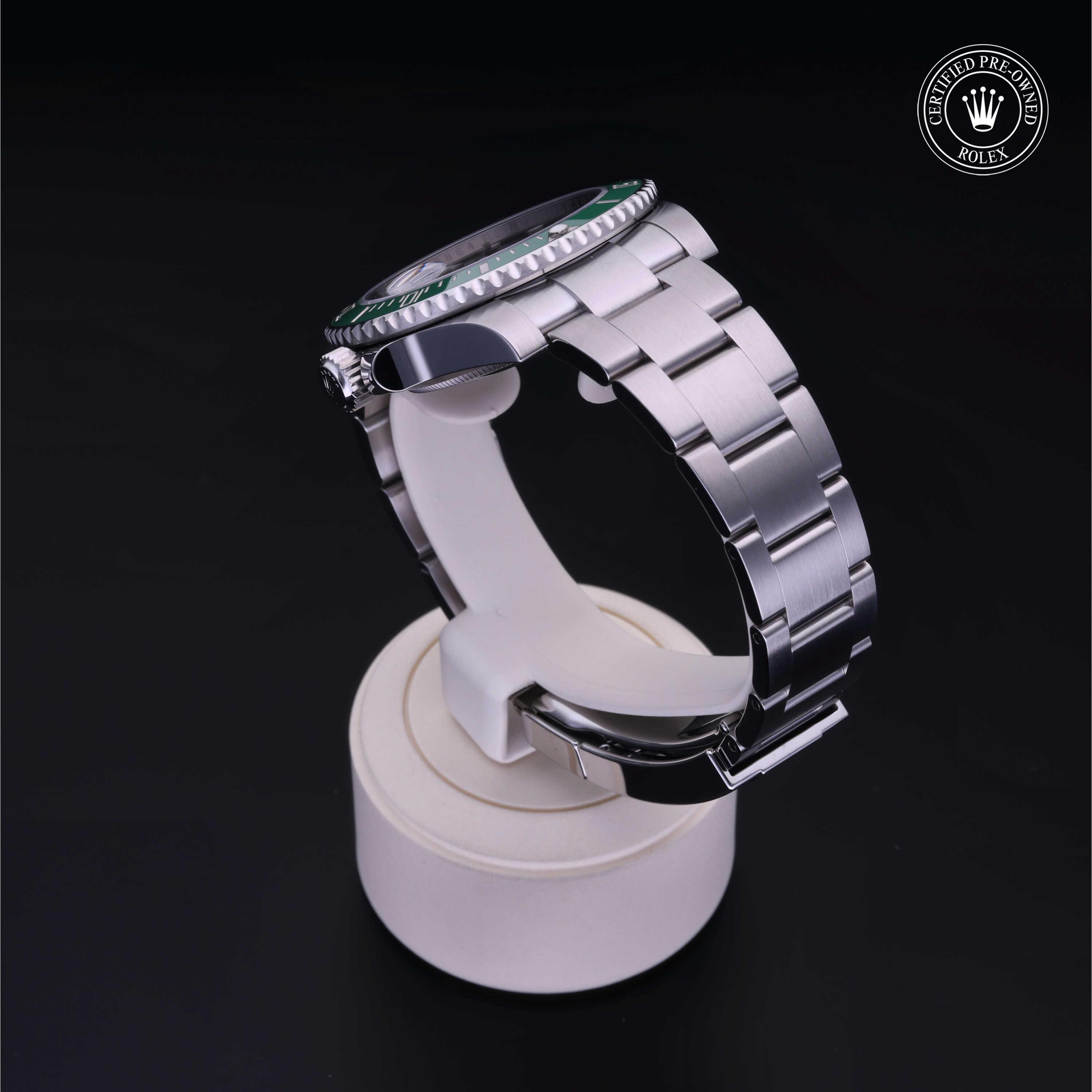 Oyster Perpetual Submariner Date