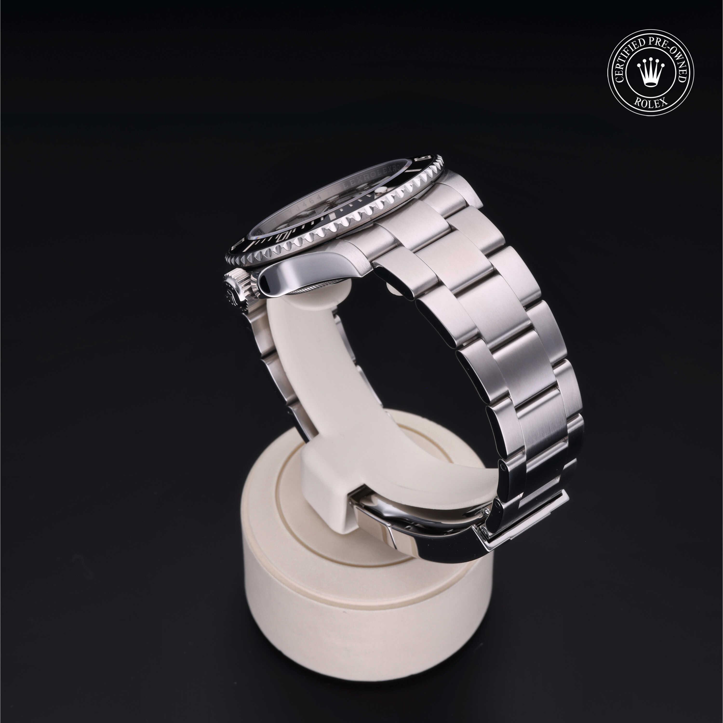 Oyster Perpetual Submariner