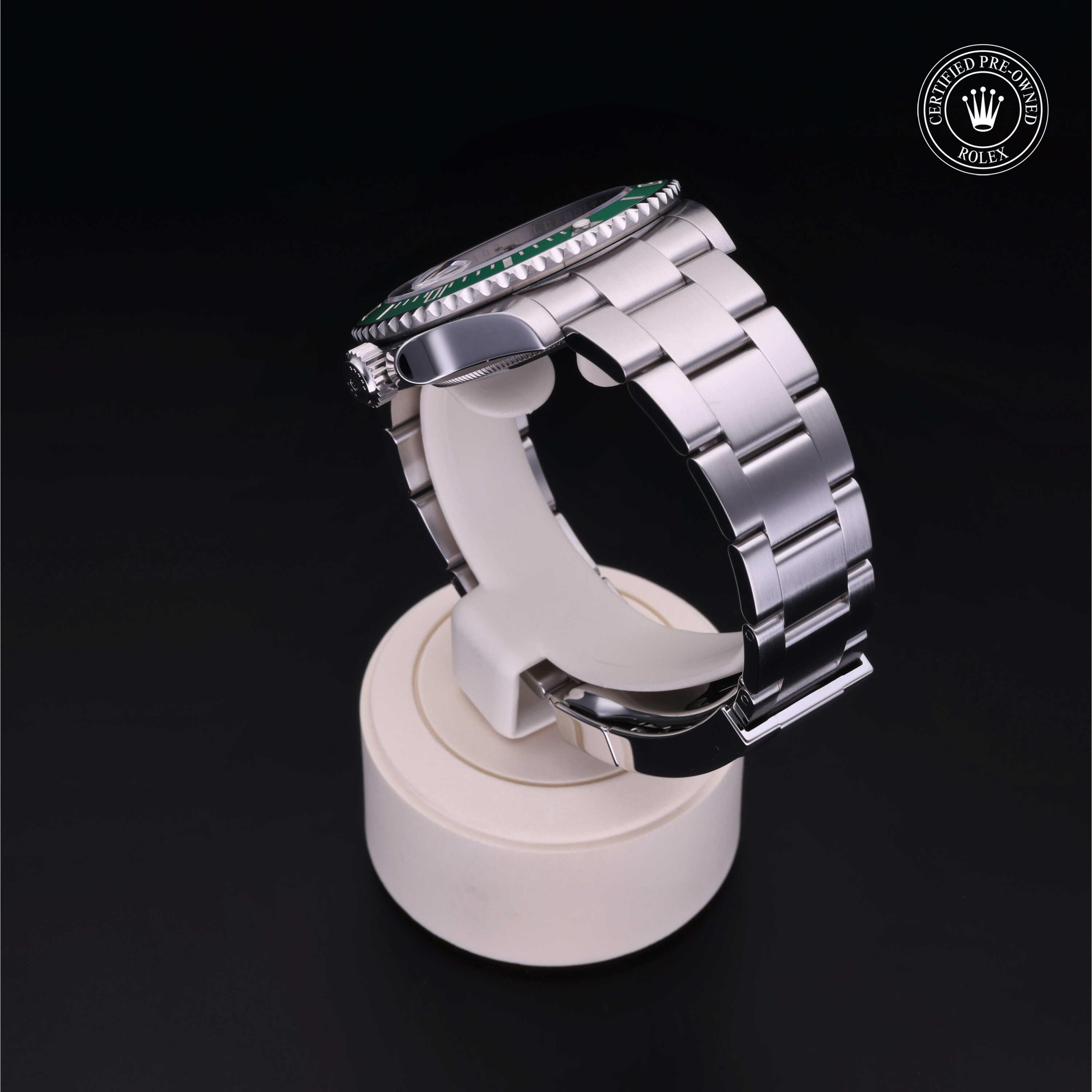 Oyster Perpetual Submariner Date