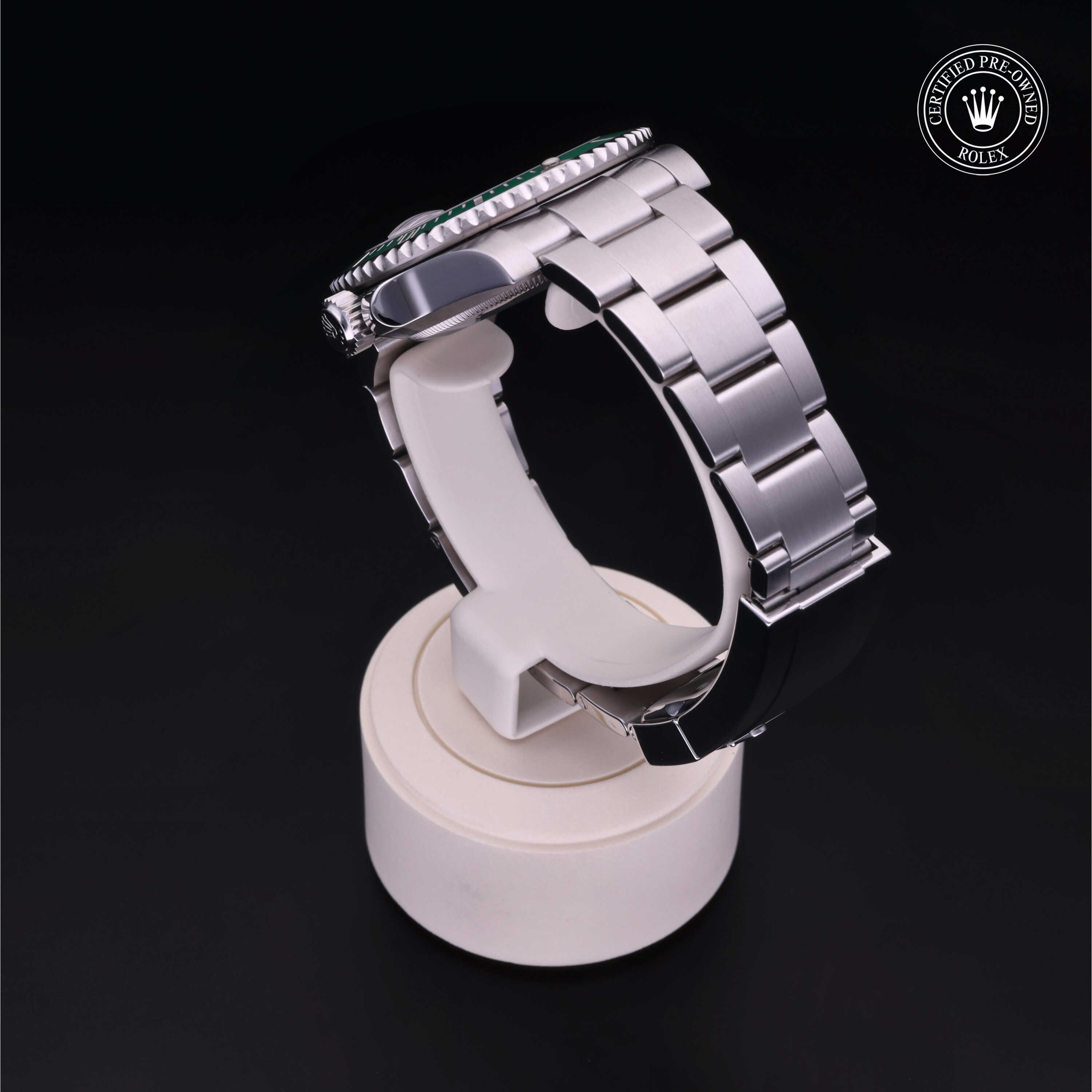 Oyster Perpetual Submariner Date