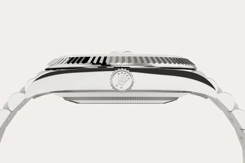 18 ct white gold
